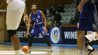 Баскетболният отбор на Черноморец записа едва втора победа от началото