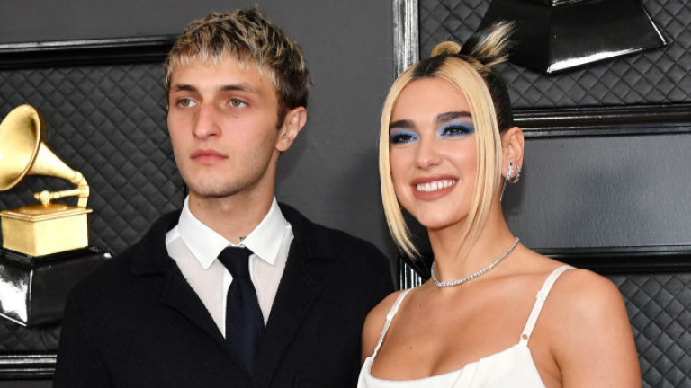 Какво се случва с Дуа Липа и Ануар Хадид