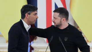 На втората годишнина от руската инвазия Обединеното кралство потвърди подкрепата