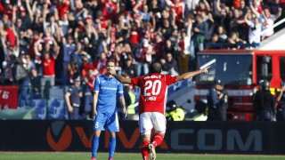 Фенове на отборите на ПФК Левски и ПФК ЦСКА се