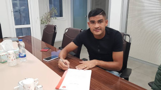 Нападателят на Лудогорец Жуниор Брандао ще продължи кариерата си в