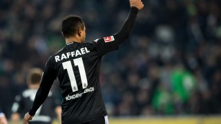 Рафаел развали коледните празници на Хамбургер