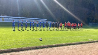 Струмска слава официално привлече крилото Александър Аспарухов който за последно