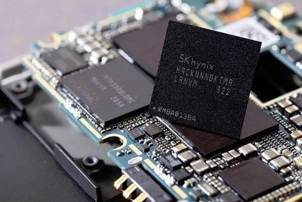 До половин година ще видим смартфони с 4GB RAM