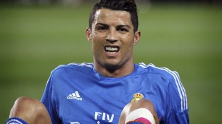 Роналдо лекува депресия със секс