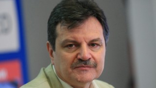 Д-р Симидчиев настоя за правилно носене на маските - не под носа или брадичката