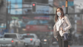 Замърсяването на въздуха свързано с 15% от починалите от COVID-19