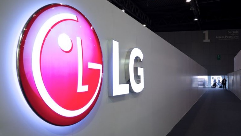 LG готви G8 с двоен екран