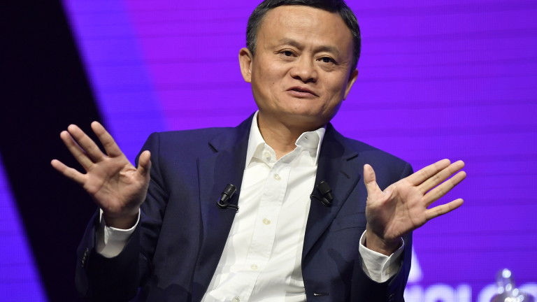 Най-богатият китаец Джак Ма напуска борда на SoftBank, съобщи Си