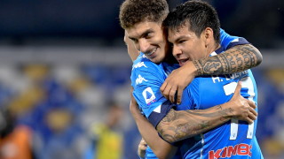 Отборът на Наполи продължава със силния си финален спринт в