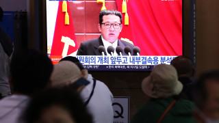 Лидерът на Северна Корея Ким Чен Ун призовава за по практично