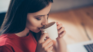 По-различната истина за кафето и сърцебиенето