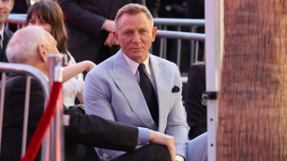 Какво е търсил Даниел Крейг в гей баровете