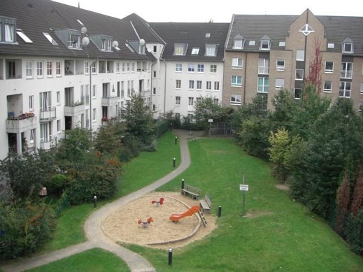 Goldman Sachs купува 93,000 апартамента в Германия