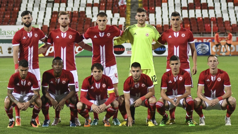 Левскар пред ТОПСПОРТ: Това е истинският ЦСКА! Вижте емблемата и червения екип...