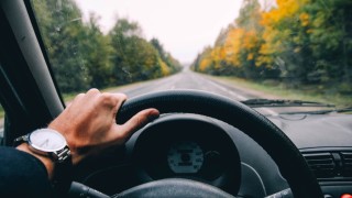 Българинът уверен, че шофира добре въпреки грешките на пътя