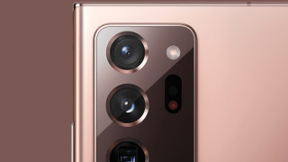 Продажбите на Huawei Technologies Co спадат заради наложените от Съединените