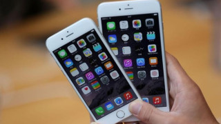 Дефект в софтуера на iPhone позволява клиентите да подслушват другите потребители