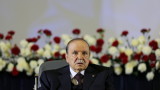  Президентът на Алжир Бутефлика отсрочи вота и се отхвърли от пети мандат 