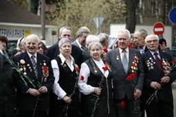 Какво иска полковникът