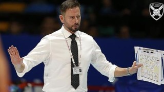 Един от най титулуваните италиански треньори Алберто Джулиани застава начело на