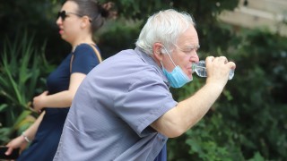 Утре ще раздават вода в София заради жегите съобщи Столичната