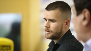 Звездата на Славия Радослав Кирилов сподели пред колегите от