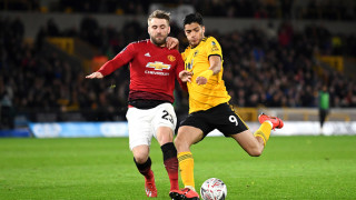 Нападателят Раул Хименес официално е собственост на Уулвърхемптън съобщиха от