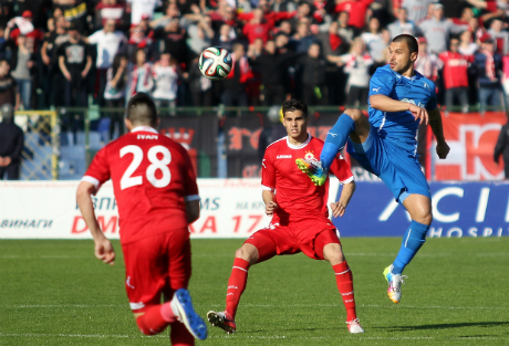 Левски търси първи гол и победа срещу ЦСКА, "червените" излизат за поредната