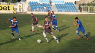 Отборът на Нефтохимик записа минимална победа с 1 0 над Несебър