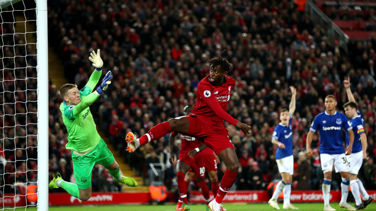 Грешникът Пикфорд: Просто се опитах да бутна топката над гредата