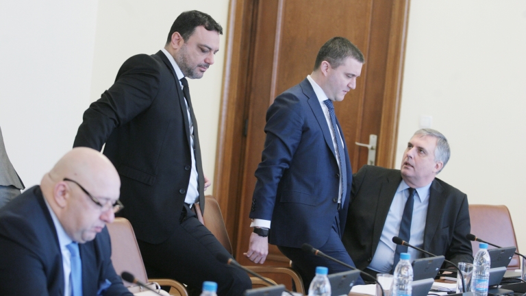 Министрите одобриха само бедни да чакат помощ при бедствие