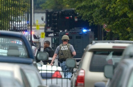 Самоуби се стрелецът в мол във Флорида