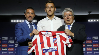 Атлетико Мадрид продължава да подсилва атаката си Дюшекчиите днес официално