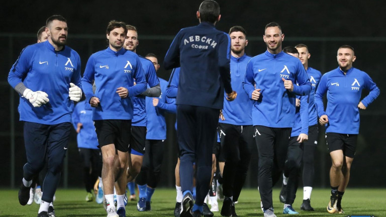 Янис Каргас с вирус, не тренира с Левски