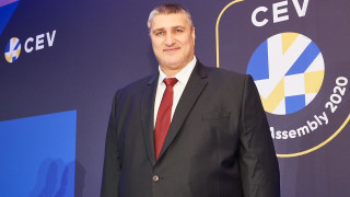 Президентът на волейболната федерация Любо Ганев и кметът на Пловдив