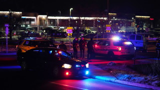 Десет убити при стрелба в САЩ 