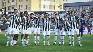 Пет отбора от efbet Лига сред които и временният лидер