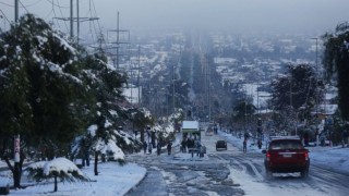 Сняг парализира столицата на Чили Сантяго предаде Би Би