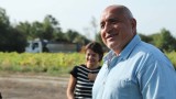 Борисов се радва на работните пчелички по АМ "Хемус"