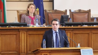 Единственото в което участвам е служебният кабинет Смятам че той