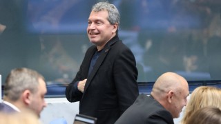 Ужасно много уважавам лекарите няма реплика срещу тях Има конкретен