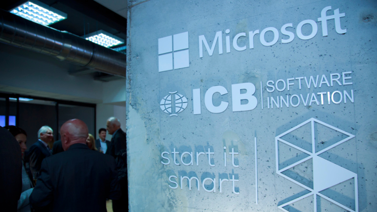 IT лидерът Microsoft отвори първия си център за иновации у нас в "София Тех Парк"