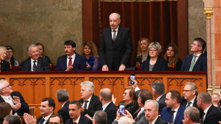 Президентът на Унгария Тамаш Сульок подписа законопроекта който одобрява присъединяването