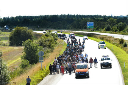 4 330 имигранти влезли в Унгария в събота - пореден рекорд