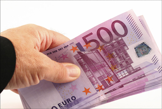 Фалшиви евробанкноти се препродават из Европа