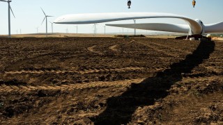 Най богатият човек в Азия Гаутам Адани е в преговори за