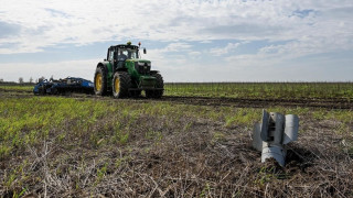Окупационните власти на Крим твърдят че в събота над полуострова