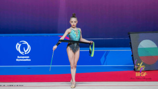 Стилияна Николова спечели златните медали на бухалки и на лента