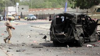 Взрив удари военен парад в Йемен